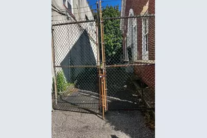 257 New Dorp Lane, New York, NY 10306 - Photo 22