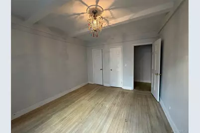 142 E 49th Street #8A, New York, NY 10017 - Photo 8