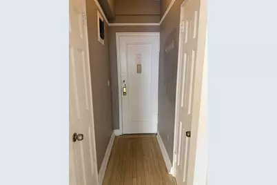 142 E 49th Street #8A, New York, NY 10017 - Photo 12