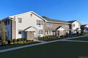 23 Weaver Dr, Massapequa, NY 11758 - Photo 2