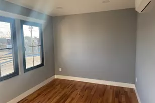 1035 Montauk Hwy, Copiague, NY 11726 - Photo 2