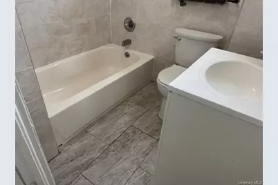 329 Jericho Turnpike, Floral Park, NY 11001 - Photo 8