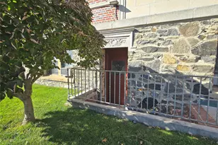 604 Tompkins Ave, Mamaroneck, NY 10543 - Photo 18