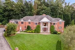 3 Vandalay Ct, Scarsdale, NY 10583 - Photo 2