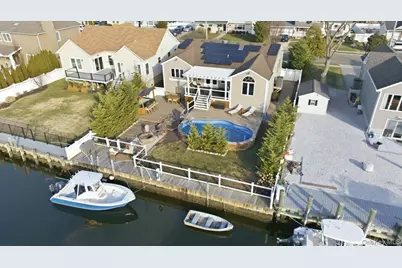 41 Stillwater Avenue, Massapequa, NY 11758 - Photo 32