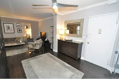 281 Garth Road #A5L, Scarsdale, NY 10583 - Photo 32