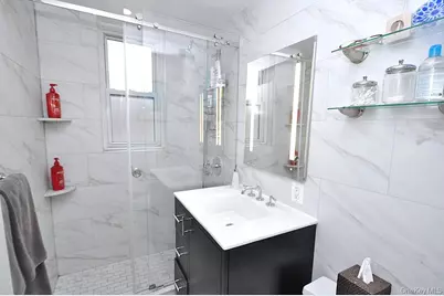 281 Garth Road #A5L, Scarsdale, NY 10583 - Photo 4