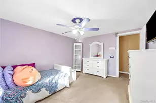 17 Wall St, Port Jefferson Station, NY 11776 - Photo 44