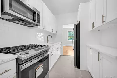 9 Fordham Hill Oval #3C, Bronx, NY 10468 - Photo 4