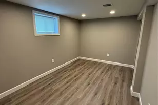 1068 Connetquot Ave, Central Islip, NY 11722 - Photo 16