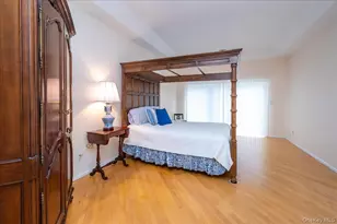 205 Windwatch Dr, Hauppauge, NY 11788 - Photo 26