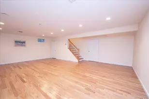 205 Windwatch Dr, Hauppauge, NY 11788 - Photo 40