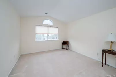 205 Windwatch Drive, Hauppauge, NY 11788 - Photo 36