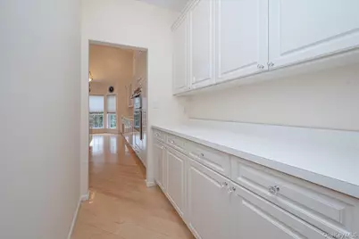 205 Windwatch Drive, Hauppauge, NY 11788 - Photo 18