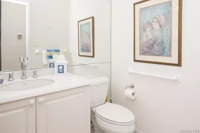 205 Windwatch Drive, Hauppauge, NY 11788 - Photo 24