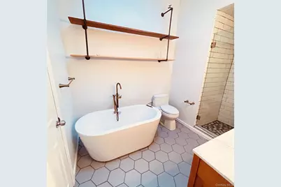 878 Rensselaer Avenue, New York, NY 10309 - Photo 8