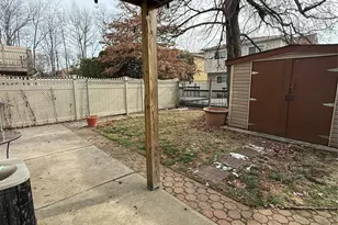 878 Rensselaer Ave, New York, NY 10309 - Photo 30