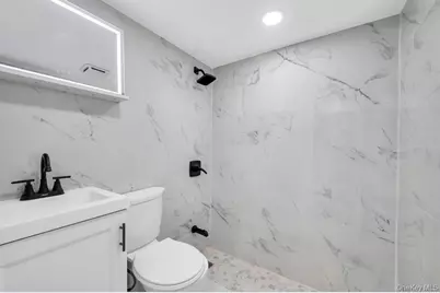 245 Stone Street, Elmont, NY 11003 - Photo 38