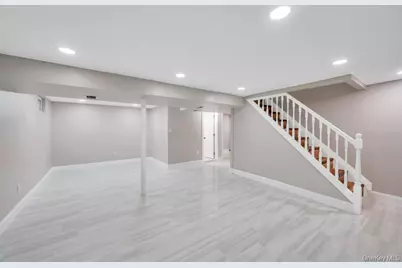 245 Stone Street, Elmont, NY 11003 - Photo 36