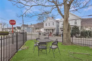 32 4th St, Haverstraw, NY 10927 - Photo 4