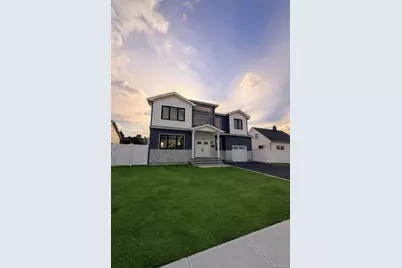 38 Dogwood Lane, Levittown, NY 11756 - Photo 1