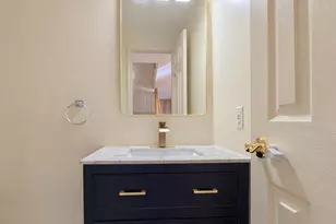 241 Tamerisk Ln, New Windsor, NY 12553 - Photo 18