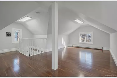 20 Colonial Road, Floral Park, NY 11001 - Photo 22