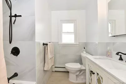 19 Sprague Drive, Valley Stream, NY 11580 - Photo 18