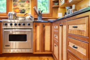 6 White Ln, Hampton Bays, NY 11946 - Photo 8