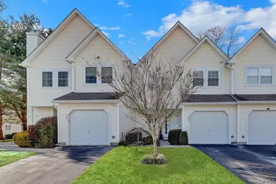 204 Erik Drive, East Setauket, NY 11733 - Photo 2