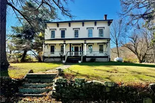 255 Howells Rd, Middletown, NY 10940 - Photo 2