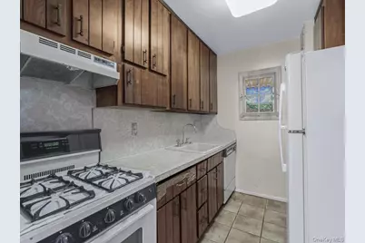 88-25 155th Avenue #6M, Howard Beach, NY 11414 - Photo 6