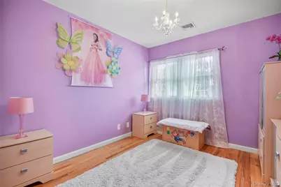 60 E Fort Hill Road, Yonkers, NY 10710 - Photo 24