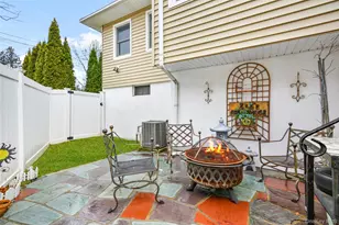 60 E Fort Hill Rd, Yonkers, NY 10710 - Photo 36