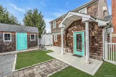 53 W End Avenue, East Quogue, NY 11942 - Photo 4