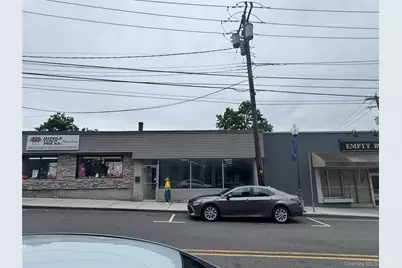 26 W Main Street #20, Middletown, NY 10940 - Photo 2