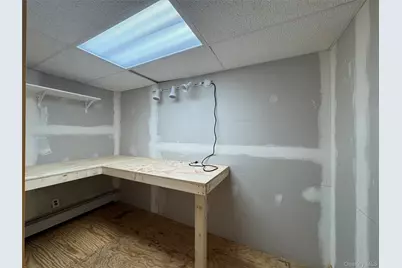 26 W Main Street #20, Middletown, NY 10940 - Photo 6