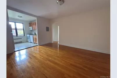 160 S Middle Neck Road #3C, Great Neck, NY 11021 - Photo 8