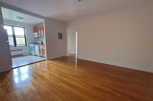 160 S Middle Neck Rd, Great Neck, NY 11021 - Photo 8