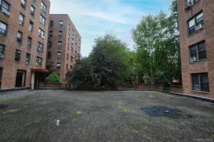 150-11 72nd Rd, Kew Gardens, NY 11367 - Photo 16