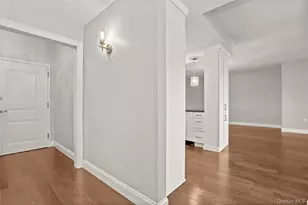 10 Byron Pl, Larchmont, NY 10538 - Photo 4