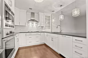 10 Byron Pl, Larchmont, NY 10538 - Photo 10