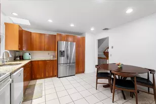 712 Linda Ave, Thornwood, NY 10594 - Photo 8