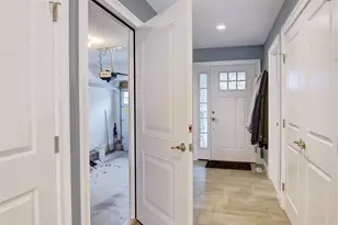 2 Spruce Pl, Bohemia, NY 11716 - Photo 4