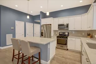 2 Spruce Pl, Bohemia, NY 11716 - Photo 6