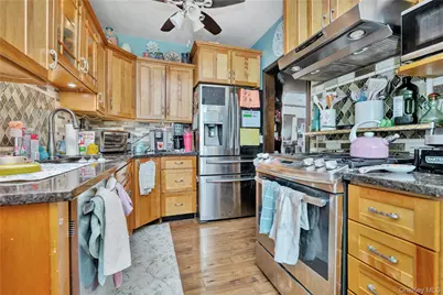 164-04 33rd Avenue, Flushing, NY 11358 - Photo 22