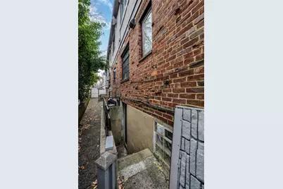 164-04 33rd Avenue, Flushing, NY 11358 - Photo 28