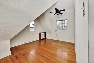 164-04 33rd Ave, Flushing, NY 11358 - Photo 16