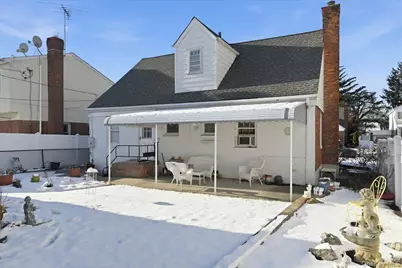 38 Irving Lane, New Hyde Park, NY 11040 - Photo 26