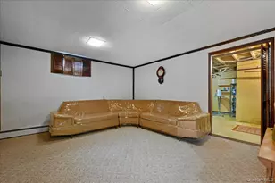 38 Irving Ln, New Hyde Park, NY 11040 - Photo 24